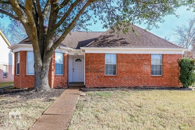 property at 9020 Pepper Hollow Ct