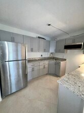 231 Pine HOV Cir in Greenacres, FL - Building Photo - Building Photo