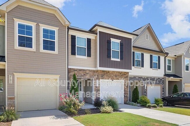 2105 Nandina Trl in Durham, NC - Building Photo - Building Photo