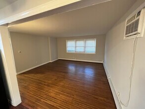 217 W Cuthbert Blvd in Haddon Township, NJ - Building Photo - Building Photo