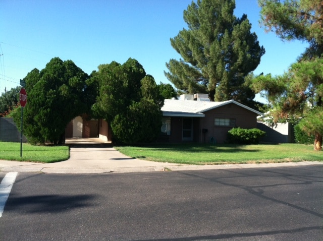 property at 6804 E 6th St