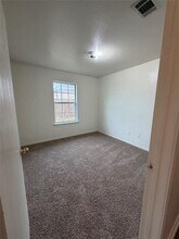 503 Manhattan Dr in Nolanville, TX - Building Photo - Building Photo