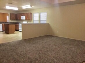 19031 Yaupon Ranch Dr in Cypress, TX - Building Photo - Building Photo