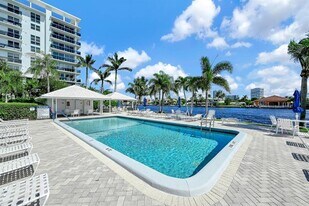 6279 Bay Club Dr in Fort Lauderdale, FL - Building Photo
