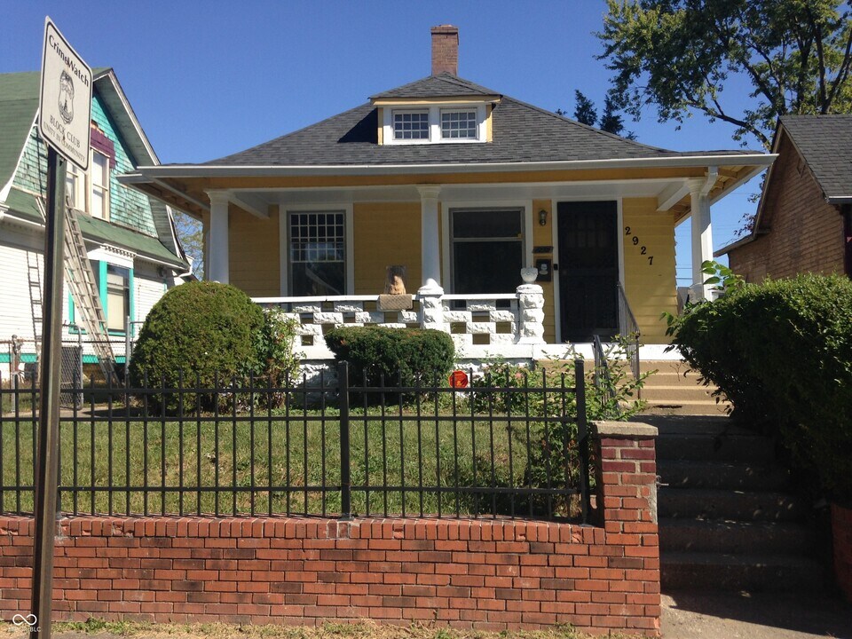 2927 Winthrop Ave in Indianapolis, IN - Building Photo