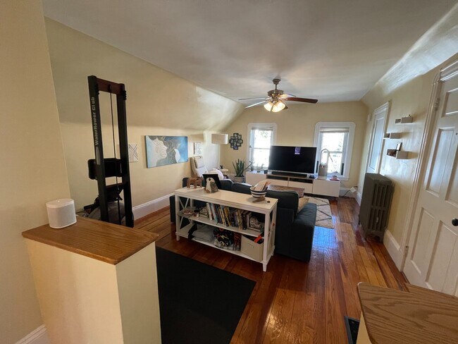 21 Chandler St, Unit 3