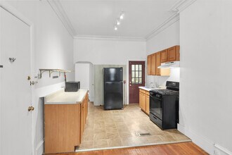 1302 E Columbia Ave, Unit 1 in Philadelphia, PA - Foto de edificio - Building Photo