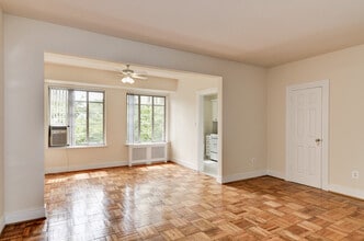 Majestic in Washington, DC - Building Photo - Building Photo