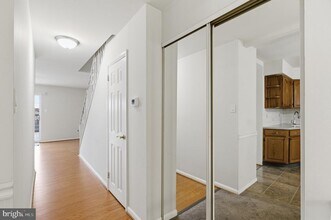 3351 Morning Glory Rd in Philadelphia, PA - Building Photo - Building Photo