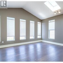 3829 Northwood Dr in Niagara Falls, ON - Building Photo - Building Photo