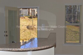 205 Olivet Loop in Cary, NC - Building Photo - Building Photo