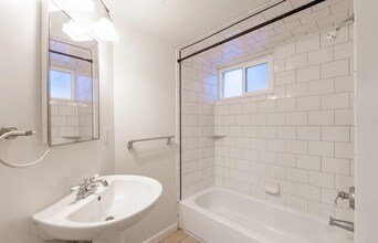 1757 Vine St in Denver, CO - Building Photo - Building Photo