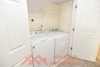 1342 Harbor Park Dr in Memphis, TN - Building Photo - Building Photo