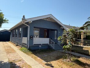2109 Lime Ave in Long Beach, CA - Building Photo - Building Photo