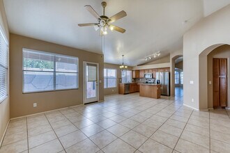 21634 N 44th Pl in Phoenix, AZ - Building Photo - Building Photo