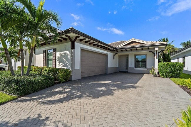 property at 2908 Gin Berry Way