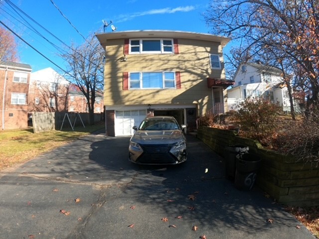 69 Mississippi Ave in West Orange, NJ - Foto de edificio