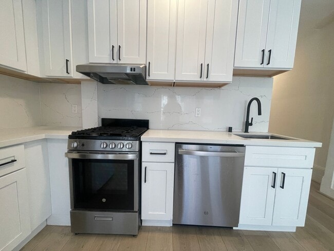 903 Pine St in San Francisco, CA - Building Photo - Building Photo