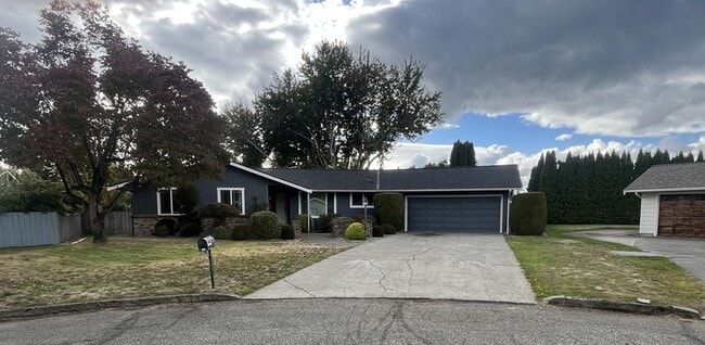 841 Garden Dr in Lynden, WA - Building Photo - Building Photo