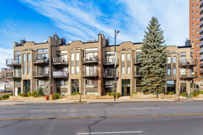Héritage Sherbrooke in Montréal, QC - Building Photo - Building Photo