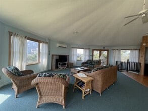 42091 Dune Wy in Avon, NC - Building Photo - Building Photo