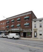 State Theater in Columbia, PA - Foto de edificio - Building Photo