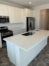 416 Isla Enclave Wy in Henderson, NV - Building Photo - Building Photo