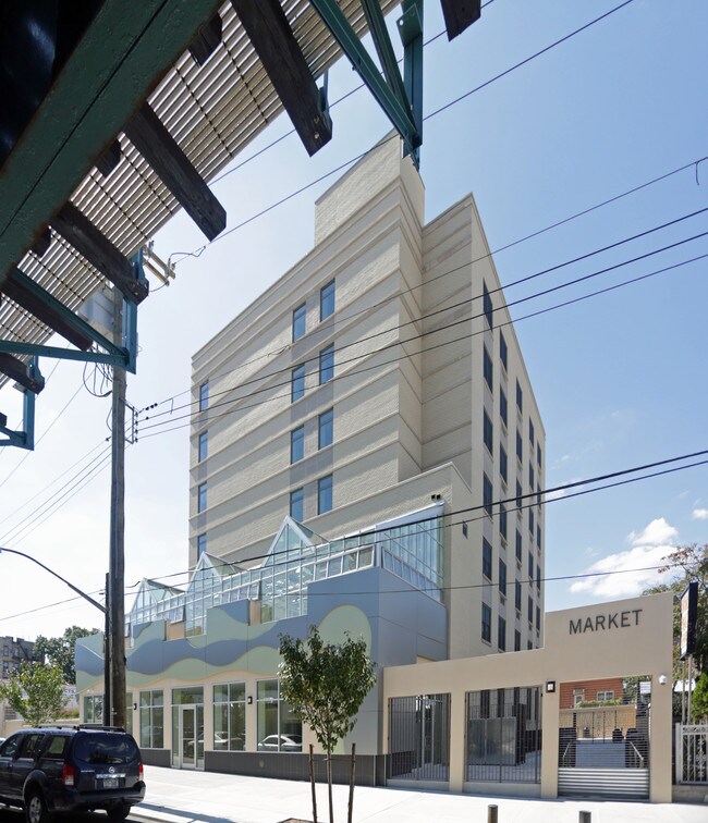 4339-4347 White Plains Rd in Bronx, NY - Building Photo - Building Photo