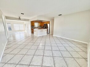 2370 NE 4th Ave in Boca Raton, FL - Building Photo - Building Photo