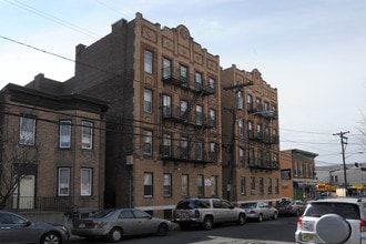 6204-6210 Palisade Ave in West New York, NJ - Foto de edificio - Building Photo