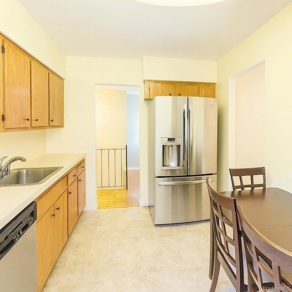 11 Pearl St in Holbrook, NY - Building Photo - Building Photo