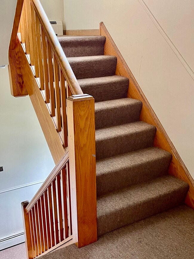 property at 5158 N Elston Ave