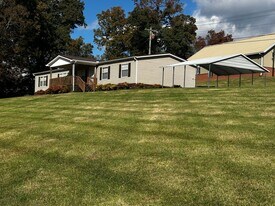 133 Shiloh Church Rd in Rutledge, TN - Building Photo
