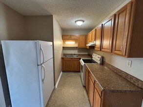 6404 Ezras Ct in Fayetteville, NC - Building Photo - Building Photo