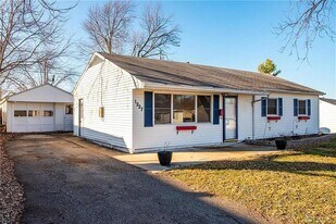 1227 Date St in Fairborn, OH - Building Photo