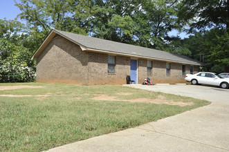 406 Wall St in Monroe, GA - Building Photo - Building Photo