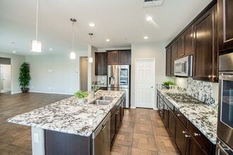 10828 Rio Grande Ln in Riverside, CA - Building Photo - Building Photo