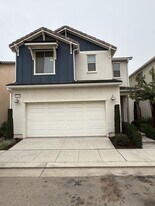 6225 E Bibi Dr in Fresno, CA - Building Photo