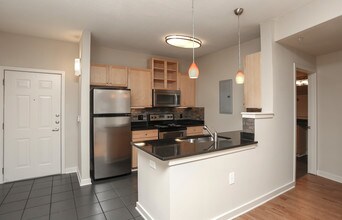 Camden Brookwood in Atlanta, GA - Building Photo - Interior Photo