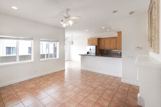 308 19th Pl in Manhattan Beach, CA - Building Photo - Building Photo
