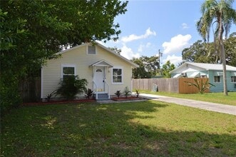 2852 60th Ave N in St. Petersburg, FL - Building Photo - Building Photo