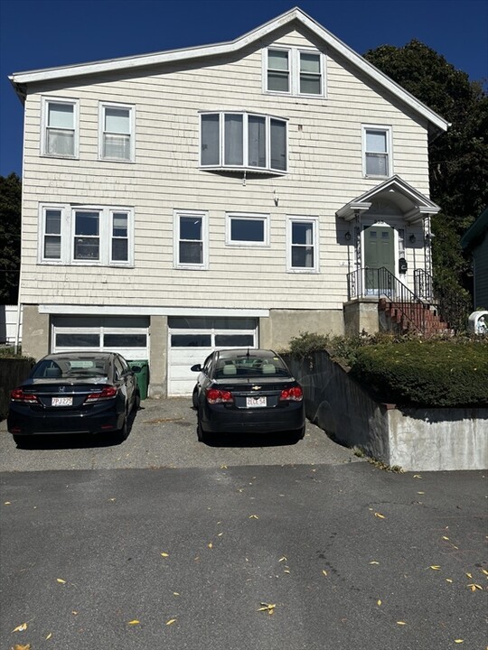 253 Fellsway W, Unit 2 in Medford, MA - Building Photo