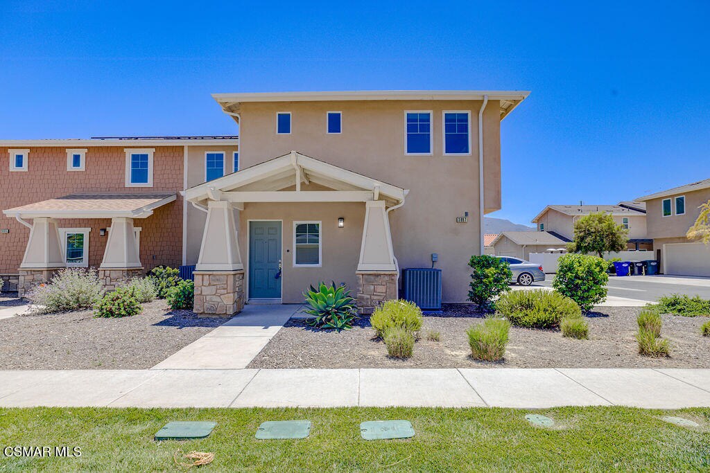 3997 Savannah Ln in Piru, CA - Building Photo