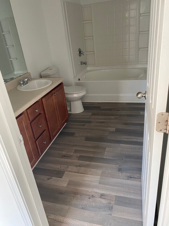 224 Shenandoah Dr in Riverdale, GA - Building Photo - Building Photo