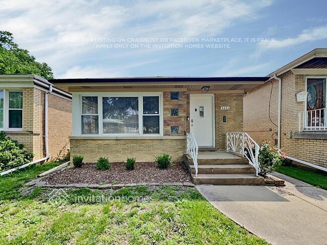 property at 5451 N Nagle Ave