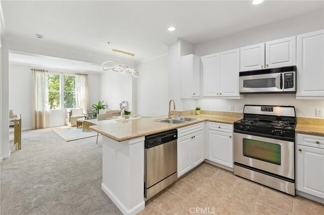 property at 3207 Watermarke Pl