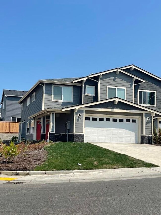 property at 6435 Yorktown Pl NE