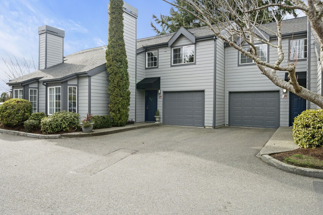 Water's Edge Townhomes in Tacoma, WA - Foto de edificio