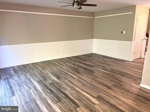 208 Allens Ln in Harrison Township, NJ - Building Photo - Building Photo