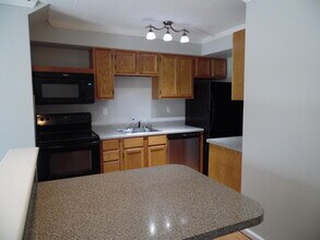 415 Marquis Ave in Lexington, KY - Building Photo - Building Photo